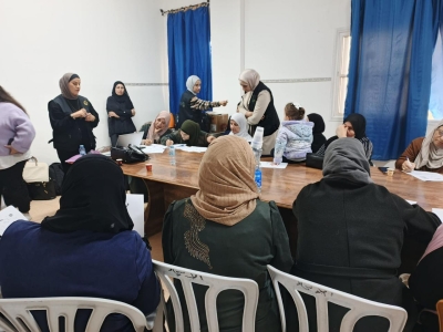 الإغاثة الزراعية تنفذ ورشة توعوية حول المخلفات الخطرة وتجنب الأجسام المشبوهة في طولكرم